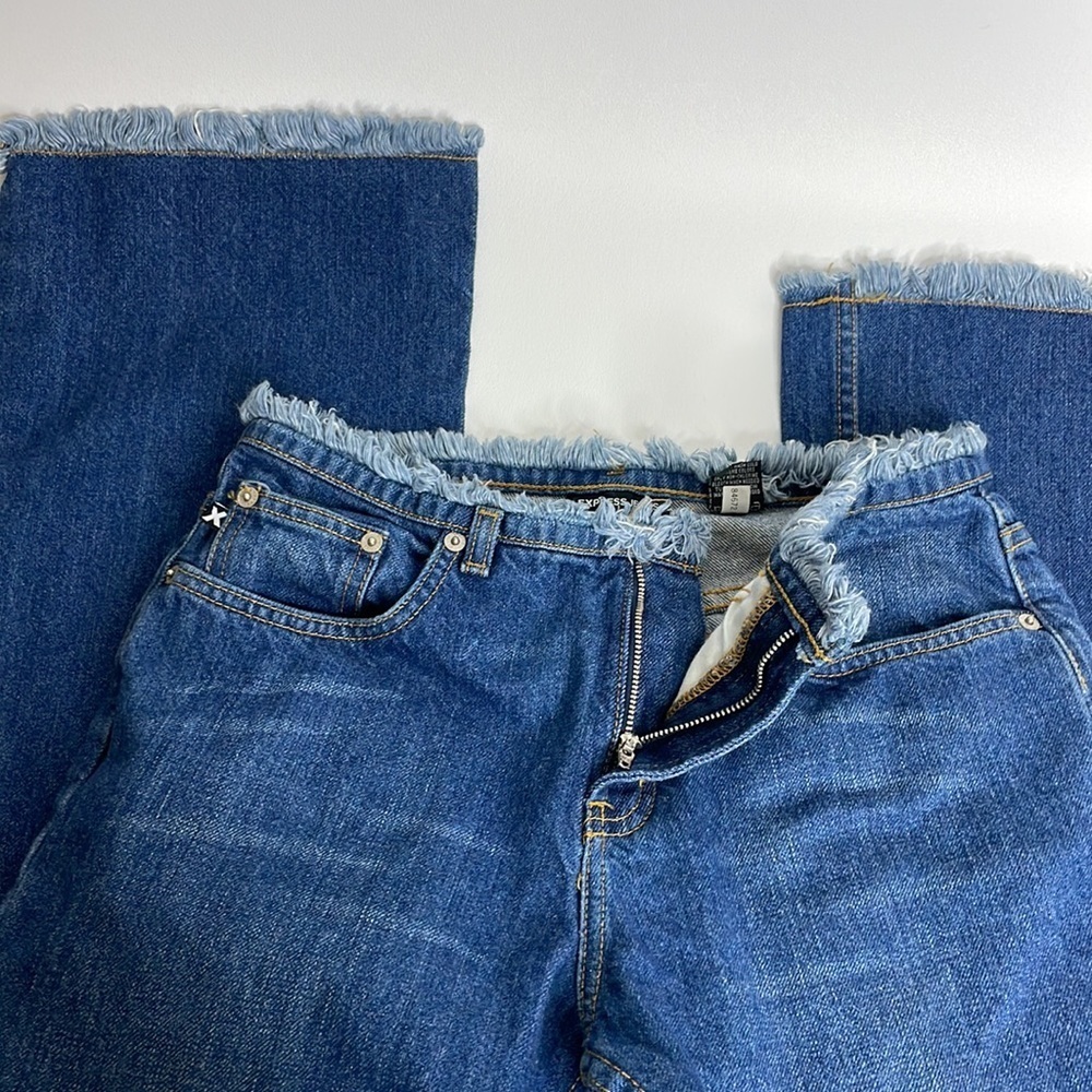 Express Jeans High Rise flare Raw Hem Size 7/8S